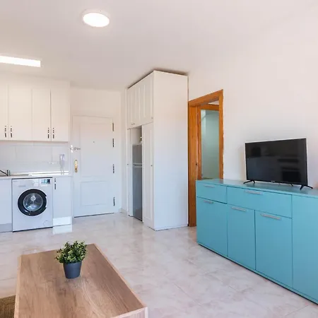 Urbanizacion Copacabana - Km2 - Vistas A Mediterraneo Doble Y Sofa-cama *